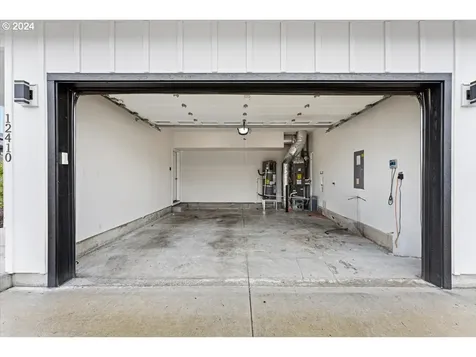 12410 NE 102nd Street Vancouver WA 98682