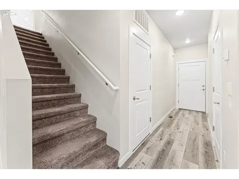 12410 NE 102nd Street Vancouver WA 98682
