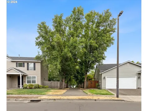 7021 NE Willowgrove Street Hillsboro OR 97124