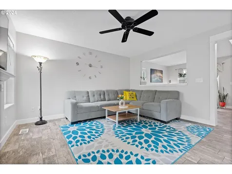 7021 NE Willowgrove Street Hillsboro OR 97124