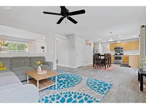 7021 NE Willowgrove Street Hillsboro OR 97124