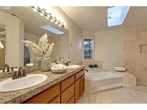 875 Palisades Terrace Drive Lake Oswego OR 97034