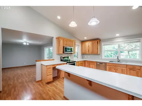 930 Nw Meadow View Drive Corvallis OR 97330