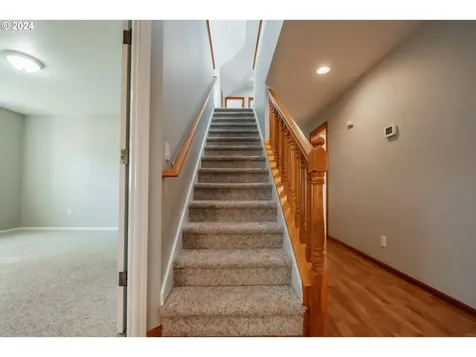930 Nw Meadow View Drive Corvallis OR 97330