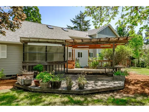 930 Nw Meadow View Drive Corvallis OR 97330