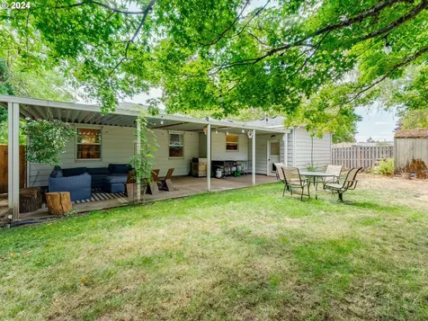 419 Ne 14th Street Mcminnville OR 97128