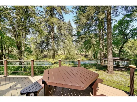 40555 Highway 226 Scio OR 97374