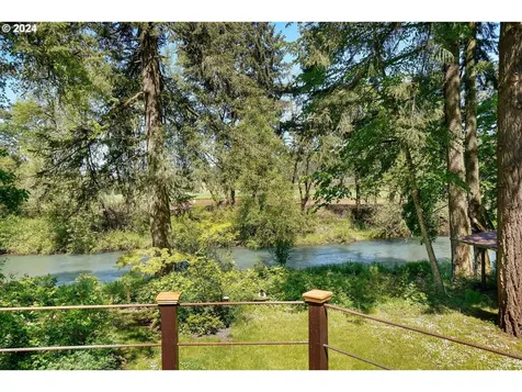 40555 Highway 226 Scio OR 97374