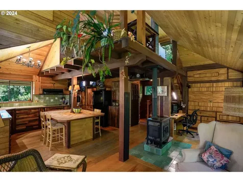 40555 Highway 226 Scio OR 97374