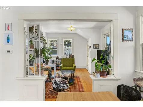3504 Se Sherman Street Portland OR 97214