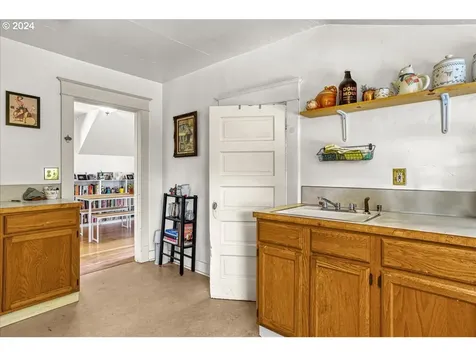 3504 Se Sherman Street Portland OR 97214