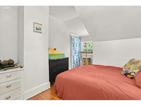3504 Se Sherman Street Portland OR 97214