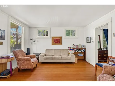 3504 Se Sherman Street Portland OR 97214