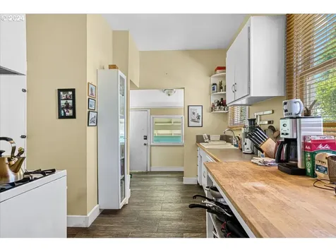 3504 Se Sherman Street Portland OR 97214