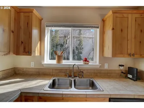 5339 Se 137th Avenue Portland OR 97236