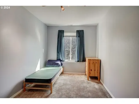 5339 Se 137th Avenue Portland OR 97236