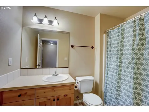 5339 Se 137th Avenue Portland OR 97236