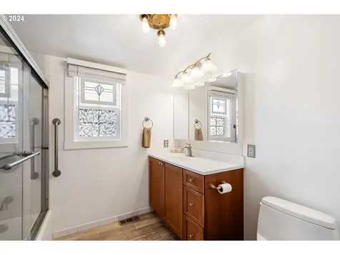3710 Se 68th Avenue Portland OR 97206