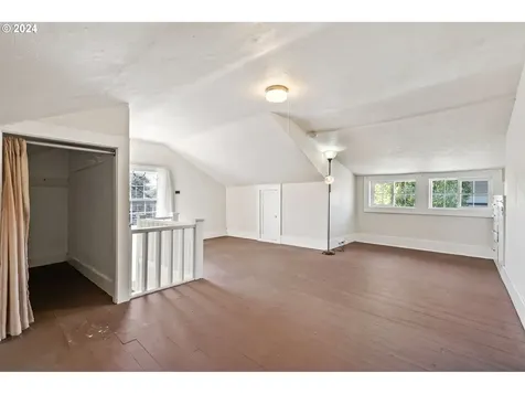 3710 Se 68th Avenue Portland OR 97206