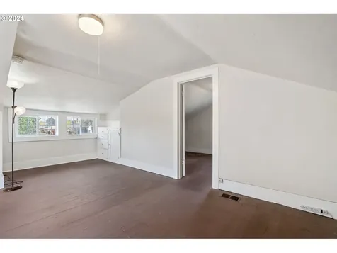3710 Se 68th Avenue Portland OR 97206