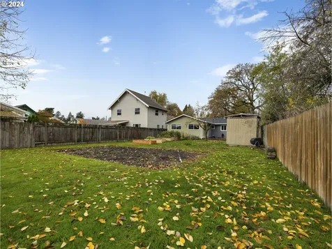 520 Harrison Street Fairview OR 97024