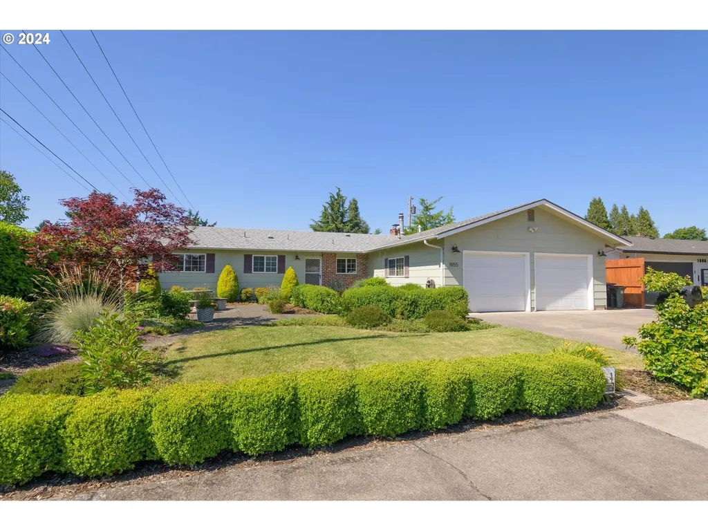 1855 Montreal Avenue Eugene OR 97408