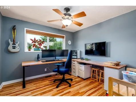 1855 Montreal Avenue Eugene OR 97408