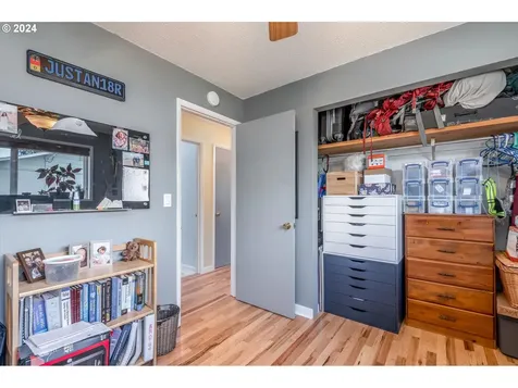 1855 Montreal Avenue Eugene OR 97408