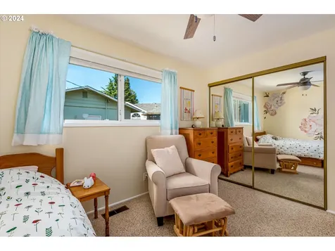 1855 Montreal Avenue Eugene OR 97408