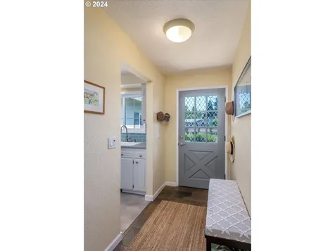 1855 Montreal Avenue Eugene OR 97408