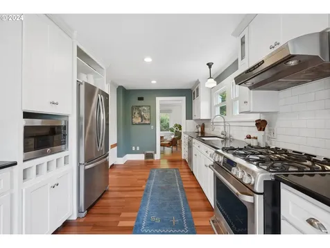 3924 Ne 18th Avenue Portland OR 97212
