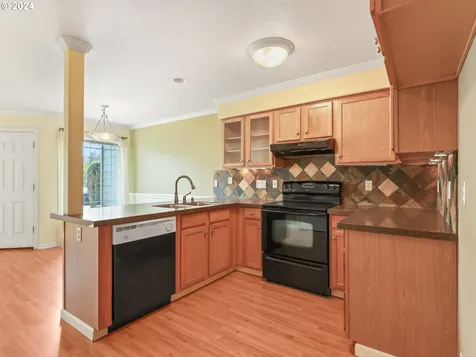 691 NE 8th Street Gresham OR 97030