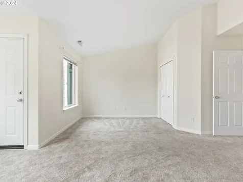 691 NE 8th Street Gresham OR 97030