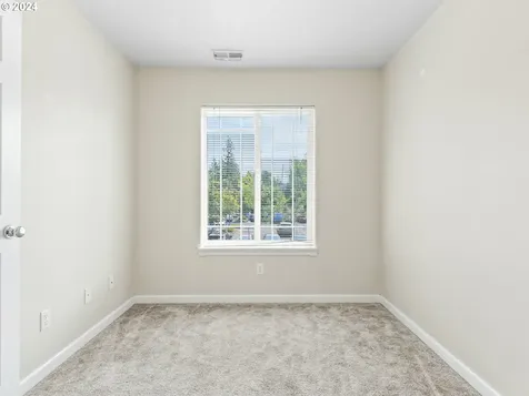 691 NE 8th Street Gresham OR 97030