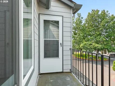 691 NE 8th Street Gresham OR 97030
