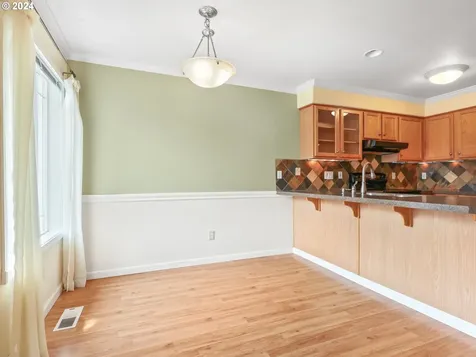 691 NE 8th Street Gresham OR 97030