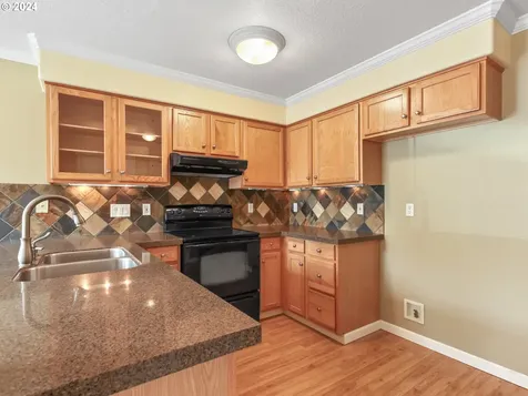 691 NE 8th Street Gresham OR 97030