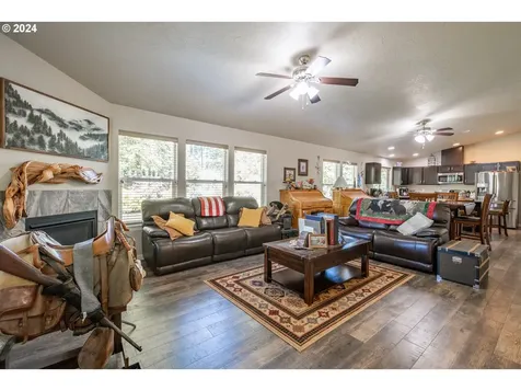 203 Ironwood Court Lyons OR 97358