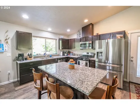 203 Ironwood Court Lyons OR 97358