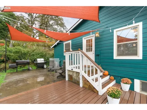 517 S 3rd Street Springfield OR 97477