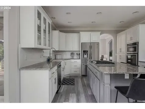 9700 NE Meadow Loop Newberg OR 97132