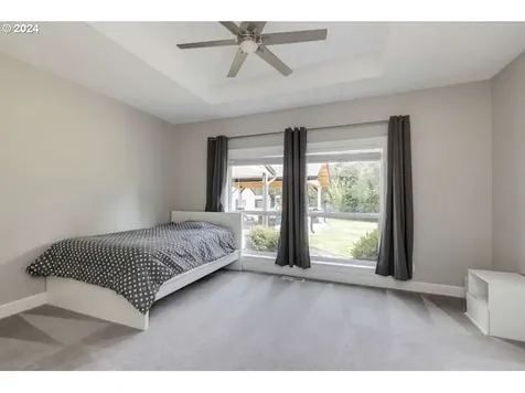 9700 NE Meadow Loop Newberg OR 97132