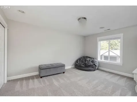 9700 NE Meadow Loop Newberg OR 97132