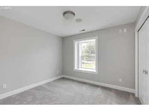 9700 NE Meadow Loop Newberg OR 97132