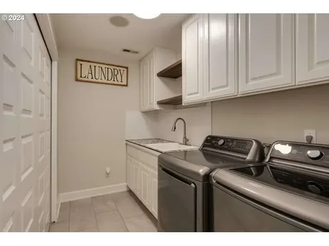 9700 NE Meadow Loop Newberg OR 97132