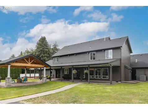 9700 NE Meadow Loop Newberg OR 97132