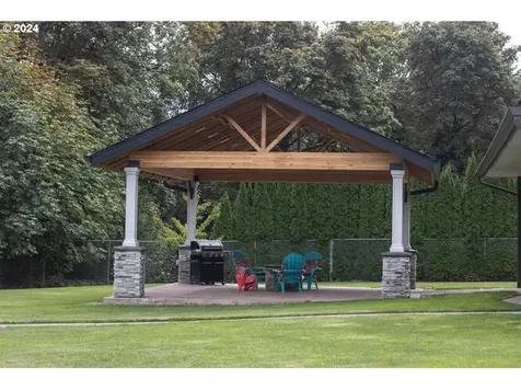 9700 NE Meadow Loop Newberg OR 97132