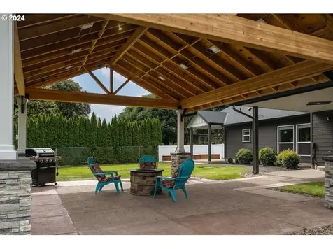 9700 NE Meadow Loop Newberg OR 97132