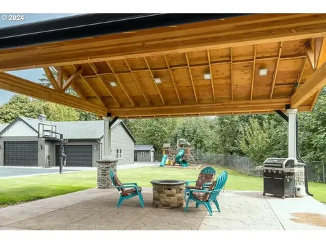 9700 NE Meadow Loop Newberg OR 97132