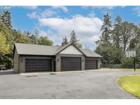 9700 NE Meadow Loop Newberg OR 97132